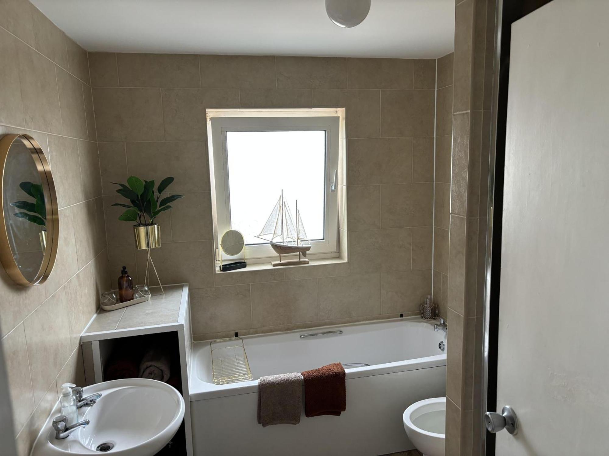 ラネリー2 Bed-Sleeps 4-Sea View-Pet Friendly-Parkingアパートメント エクステリア 写真